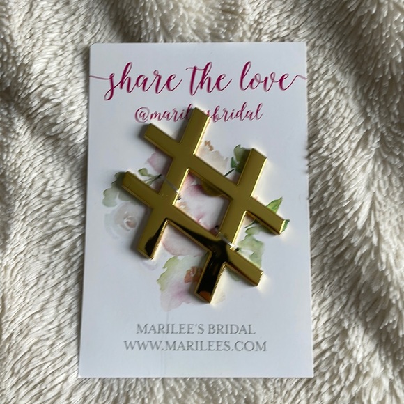 Wedding Star Hashtag Bottle Opener - Picture 1 of 2